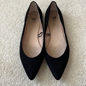 H&M Women’s Pointed Toe Flats